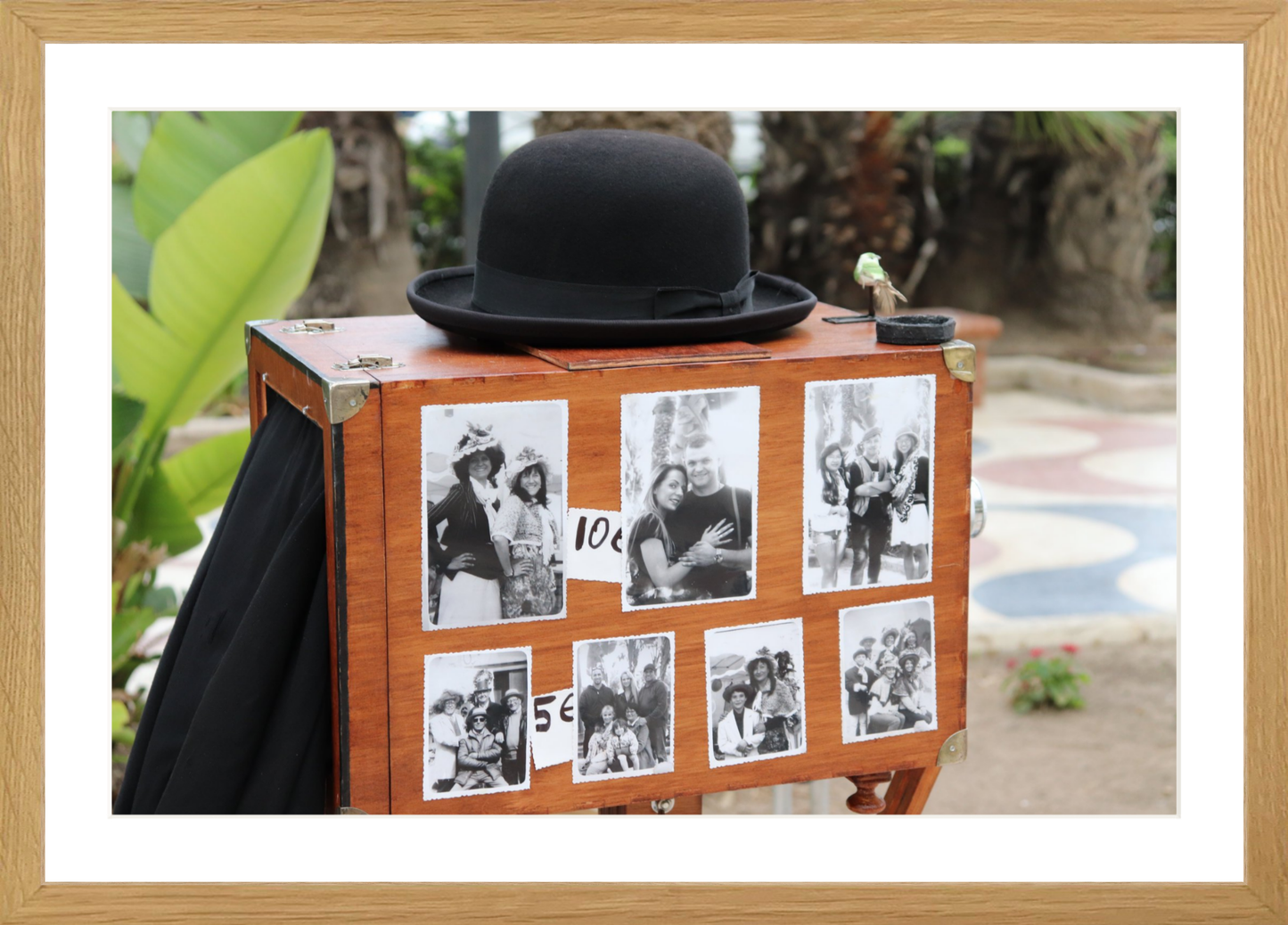 Vintage Photo Booth – Alicante Street Charm