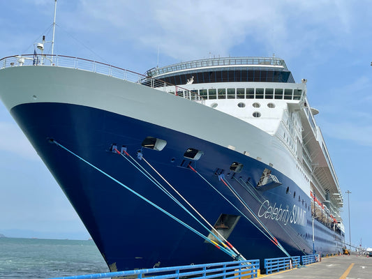 Celebrity Summit  – Elegance at Sea