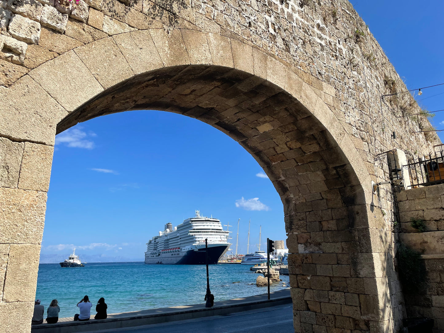 Bay View Mandraki – Rhodes, Greece