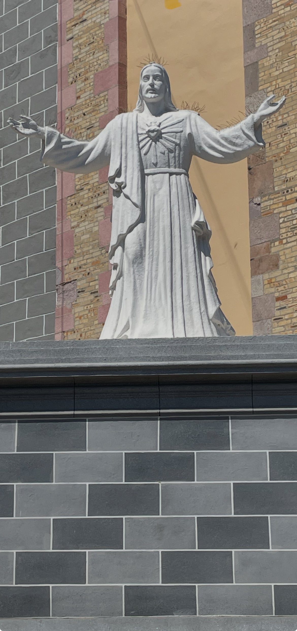 Cathedral Basilica – Sacred Grandeur on Your Screen